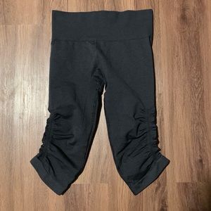 Lululemon In The Flow Crops